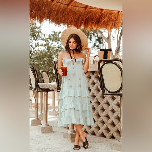 SUNDRESS Revolve Rare Mint Green Beaded Star Tiered Midi Dress XS - Picture 1 of 7